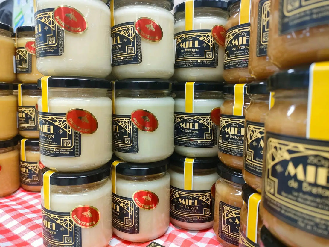 pots de miel entreposés